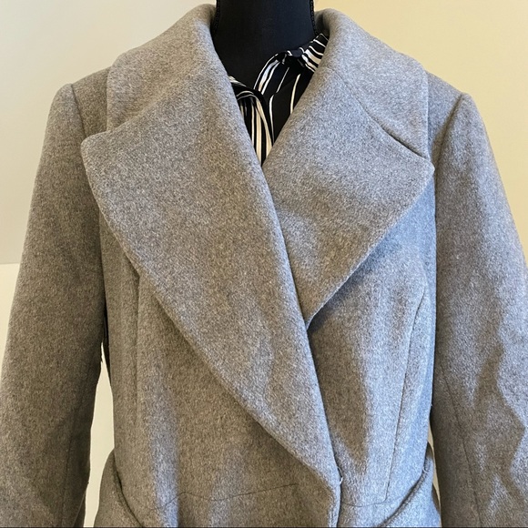 ASOS COAT JACKET US 14 GRAY PEPLUM SWING CHIC BELTED BUTTON CLOSURE MINT COND - Picture 14 of 14